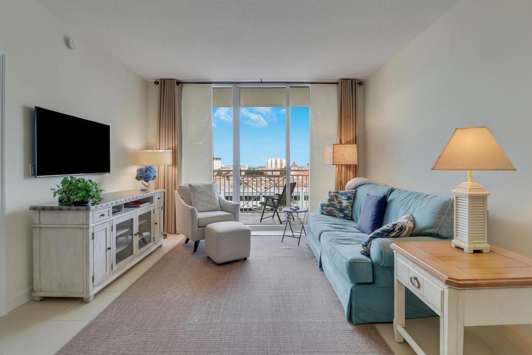 480 Hibiscus Street 821, West Palm Beach, Floride 33401, États-Unis