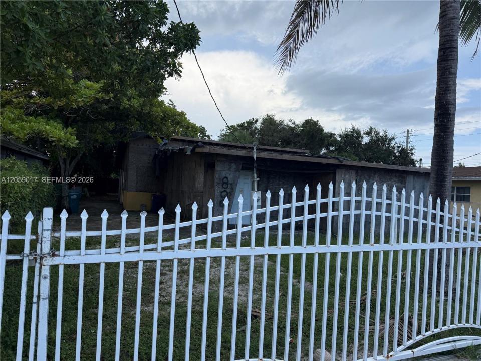 809 NW 108th St, Miami, Florida 33168, Stati Uniti