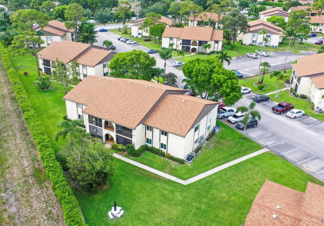 5930 Whispering Pine Way C-2, Floride 33463, États-Unis