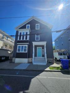 157 Almy Street 3, Providence, Rhode Island 02909, USA