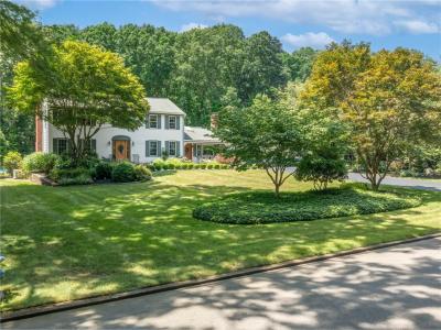 34 Gilbert Stuart Drive, Warwick, Rhode Island 02818, USA