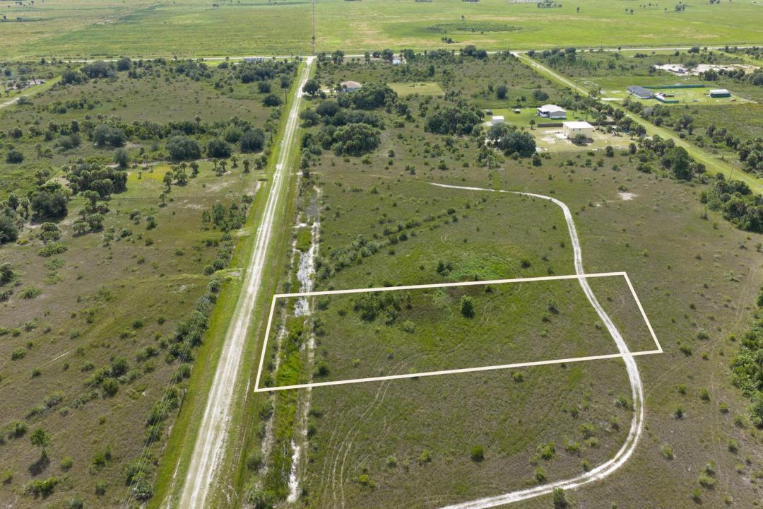 14932 NW 280TH Street, Okeechobee, Floride 34972, États-Unis
