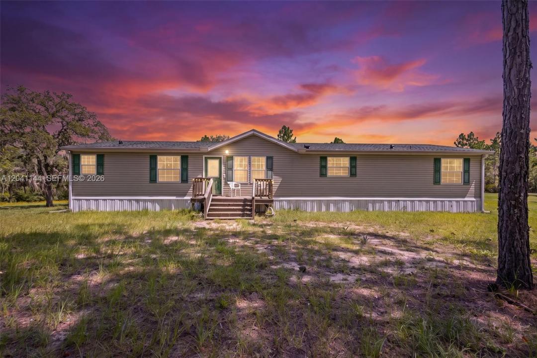 12251 SE 66th Place, Florida 32668, USA