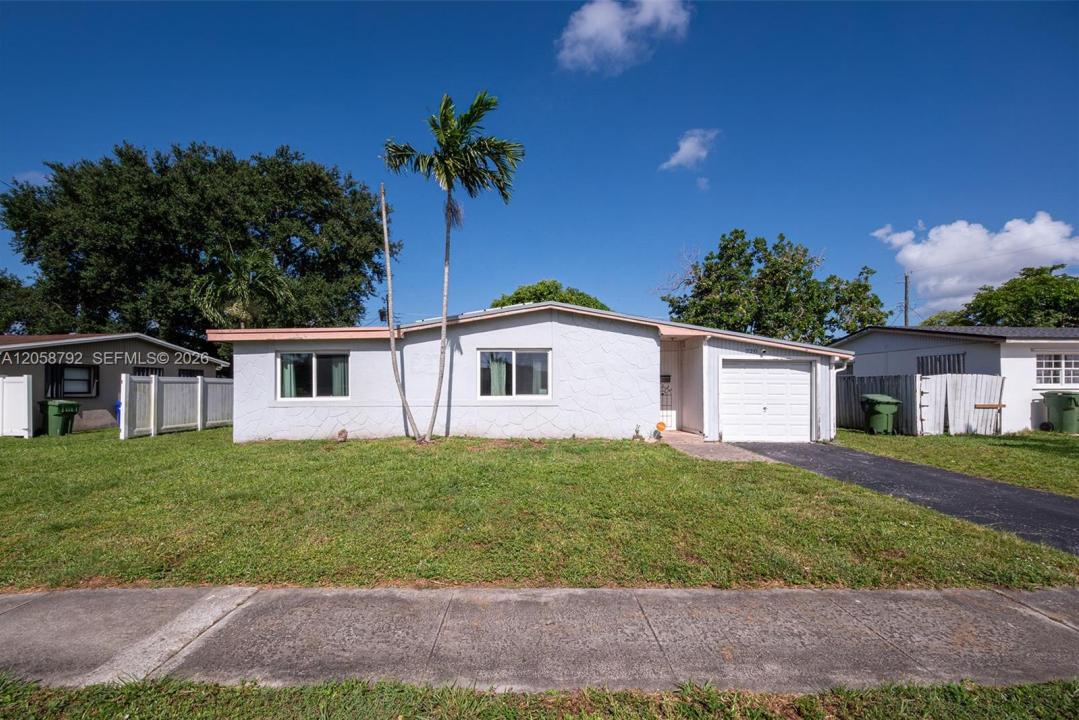 220 SW 65th Ave, Pembroke Pines, Floride 33023, États-Unis