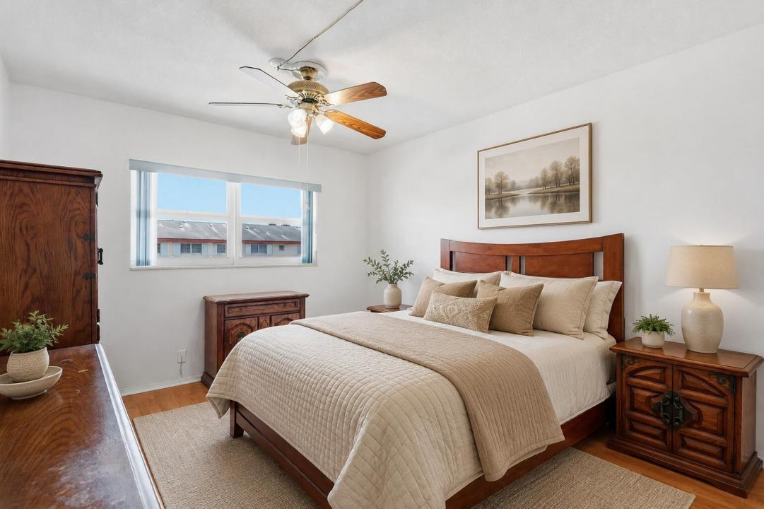 5300 Washington Street 301E, Hollywood, Florida 33021, USA