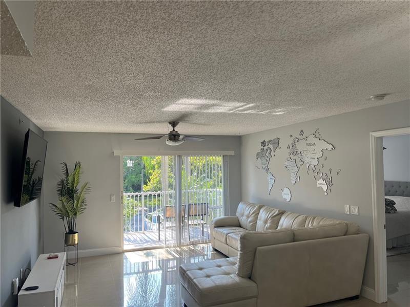5051 WILES Road 207, Coconut Creek, Florida 33073, USA