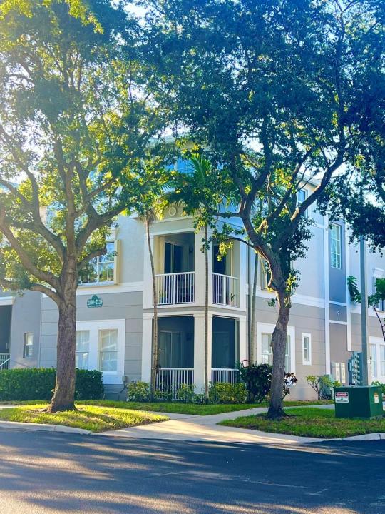 2116 SHOMA Drive Unit 2116, Royal Palm Beach, Florida 33414, Stati Uniti