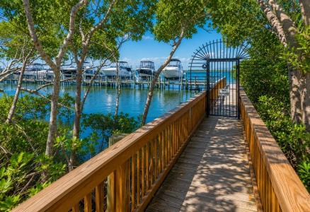 205 SHELLEY Lane, Fort Pierce, Florida 34949