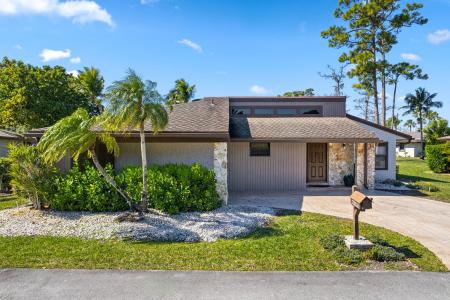 7811 BEECHFERN Circle 26, Tamarac, Florida 33321, USA