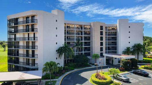 5279 FOUNTAINS S Drive 304, Lake Worth, Floride 33467, États-Unis