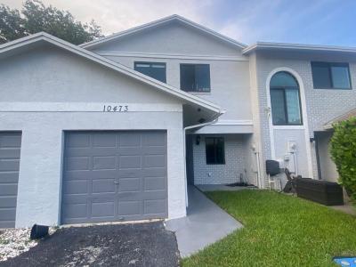 10473 NW 3RD Street, Pembroke Pines, Florida 33026