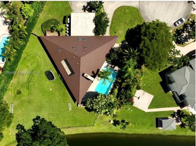 8925 SW 102nd Ter, Miami, Florida 33176, USA
