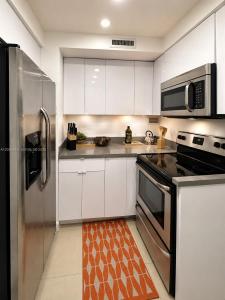 3505 S Ocean Dr 411, Hollywood, Florida 33019, USA