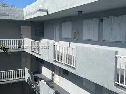 1725 W 60th St F202, Hialeah, Florida 33012, USA
