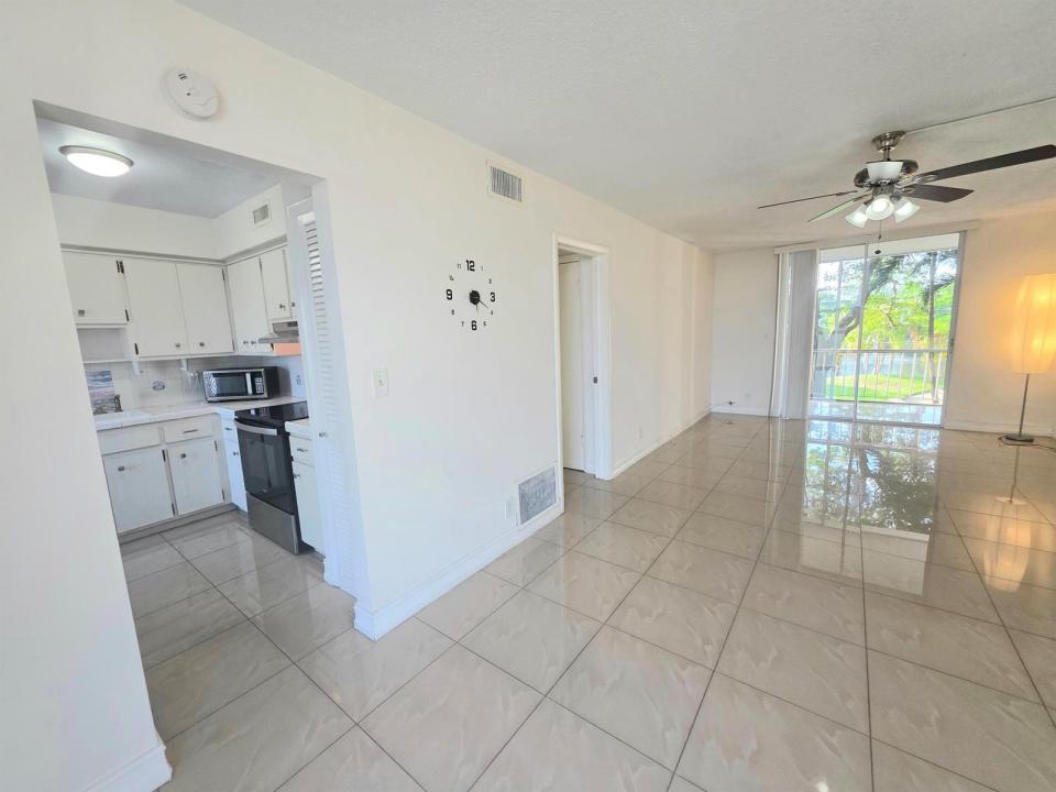 777 SE 2nd Avenue 207, Deerfield Beach, Floride 33441, États-Unis