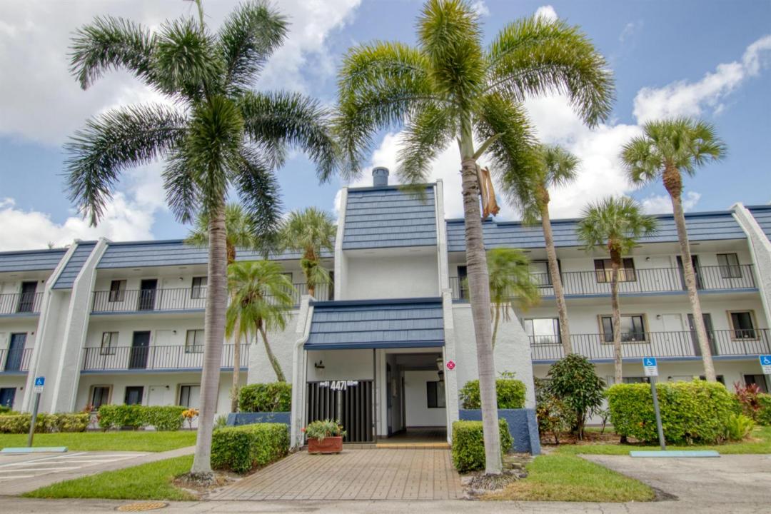 4471 Luxemburg Court 206, Lake Worth, Floride 33467, États-Unis