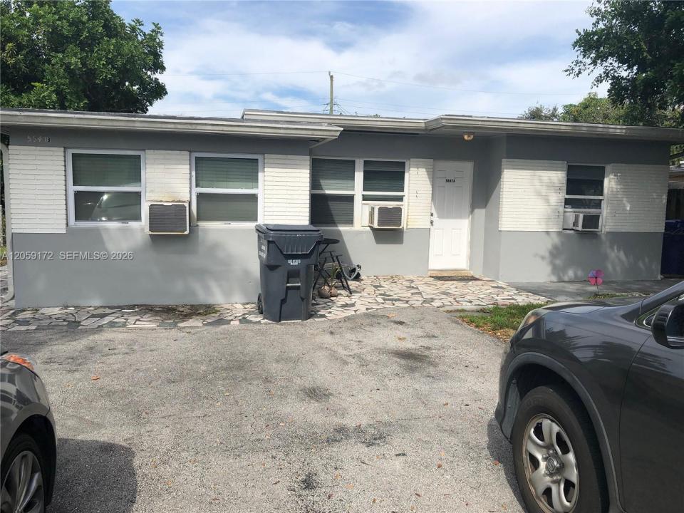 5647 Hayes St A, Hollywood, Floride 33021, États-Unis
