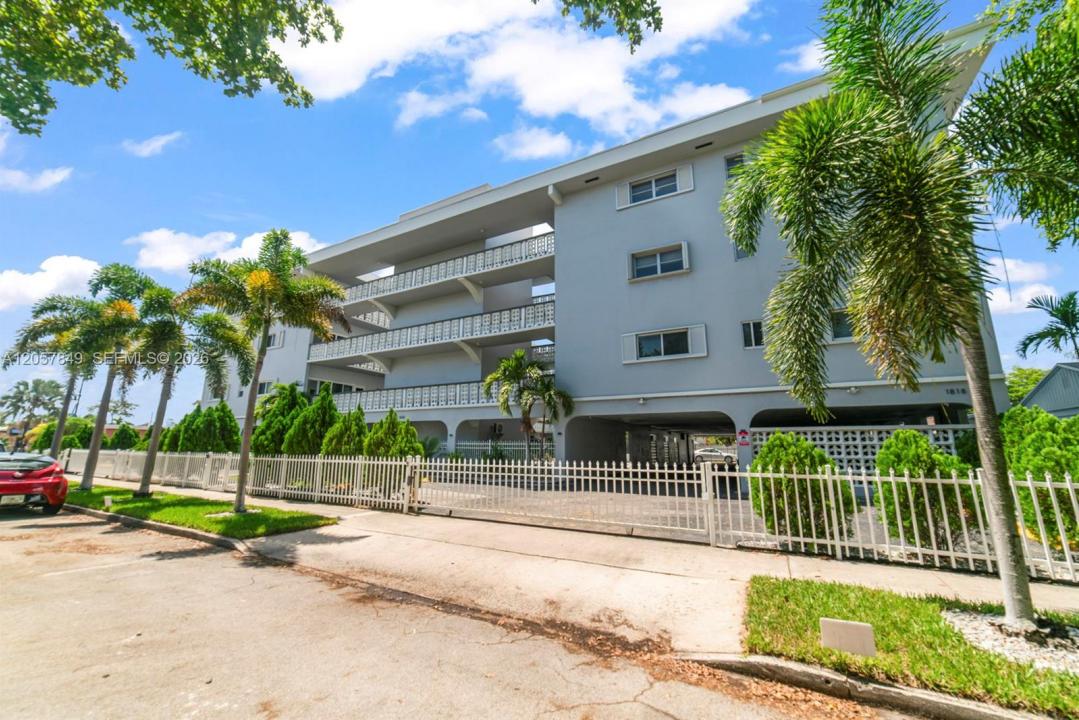 1818 Rodman St 4A, Hollywood, Florida 33020, Stati Uniti