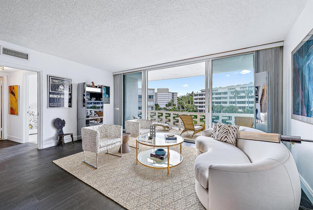 2760 S Ocean Boulevard 310, Palm Beach, Florida 33480, USA