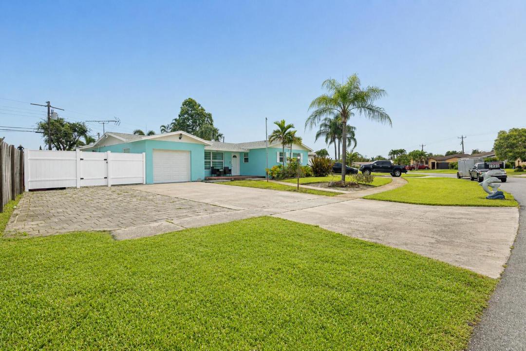 2395 Edgewater Drive, West Palm Beach, Флорида 33406, Соединенные Штаты