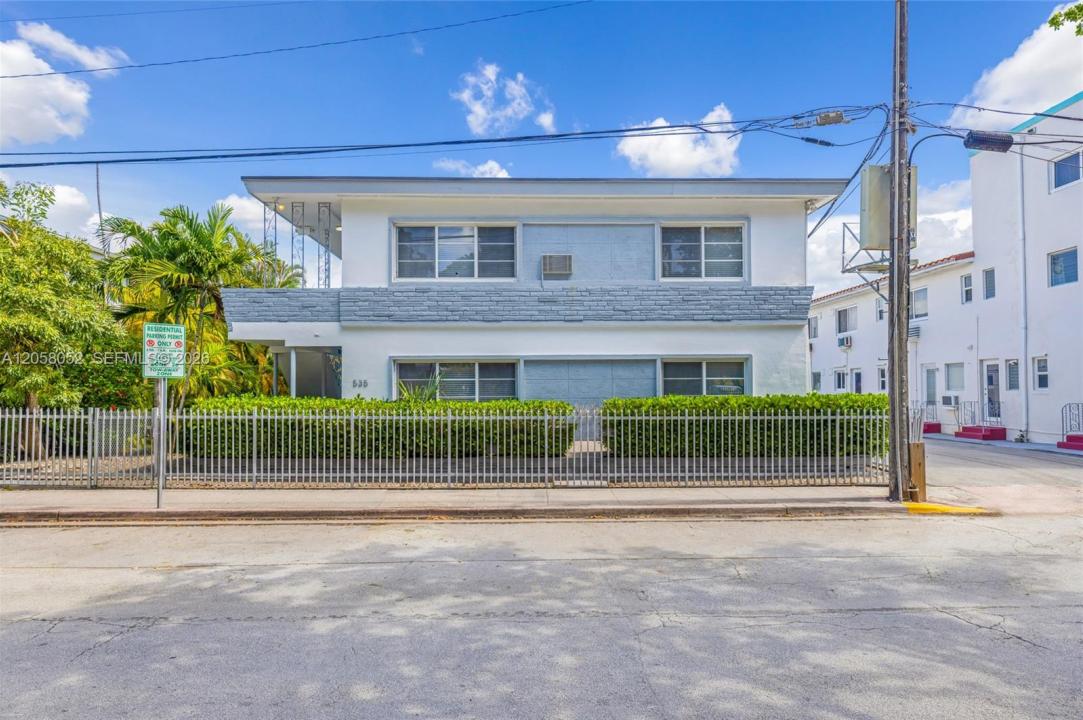 535 73rd St 1-8, Miami Beach, Floride 33141, États-Unis
