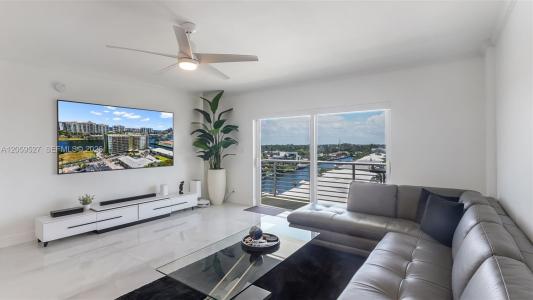 2900 NE 30th St F7, Fort Lauderdale, Florida 33306, USA