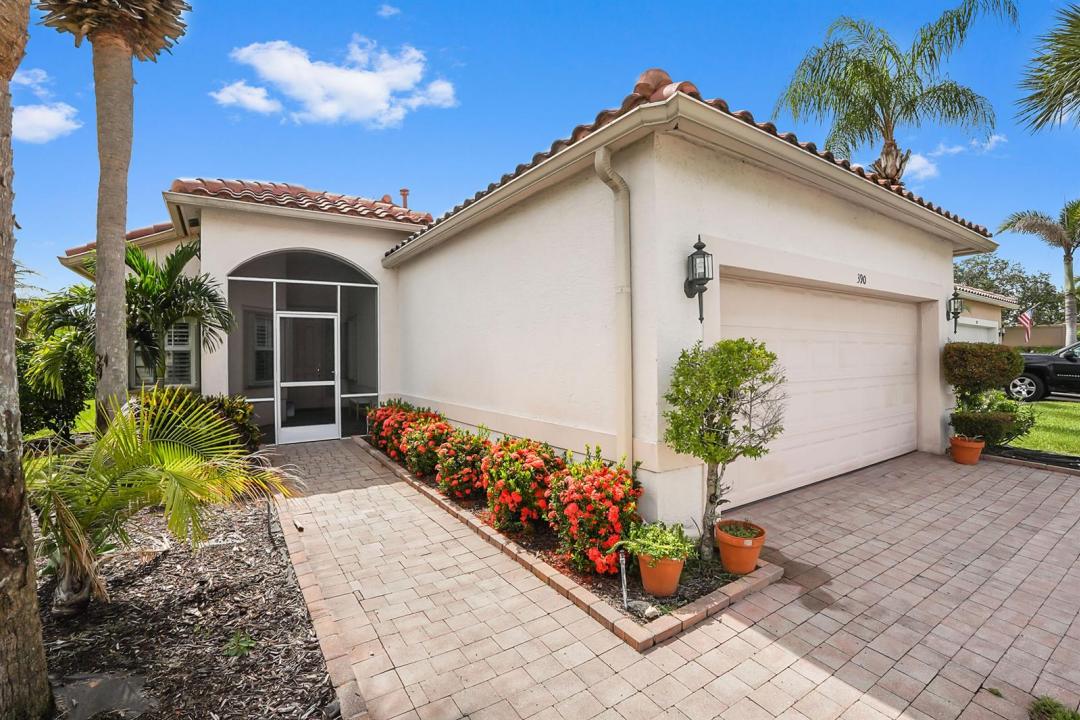 390 NW Breezy Point Loop, Port St. Lucie, Floride 34986, États-Unis