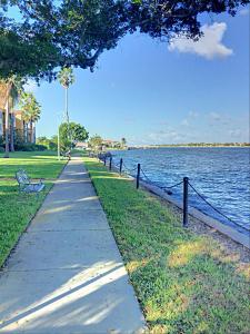 160 YACHT CLUB Way 210, Hypoluxo, Florida 33462, USA