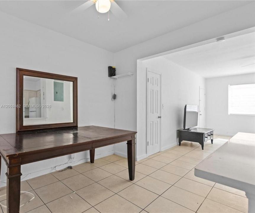 744 85th St 3, Miami Beach, Florida 33141, USA