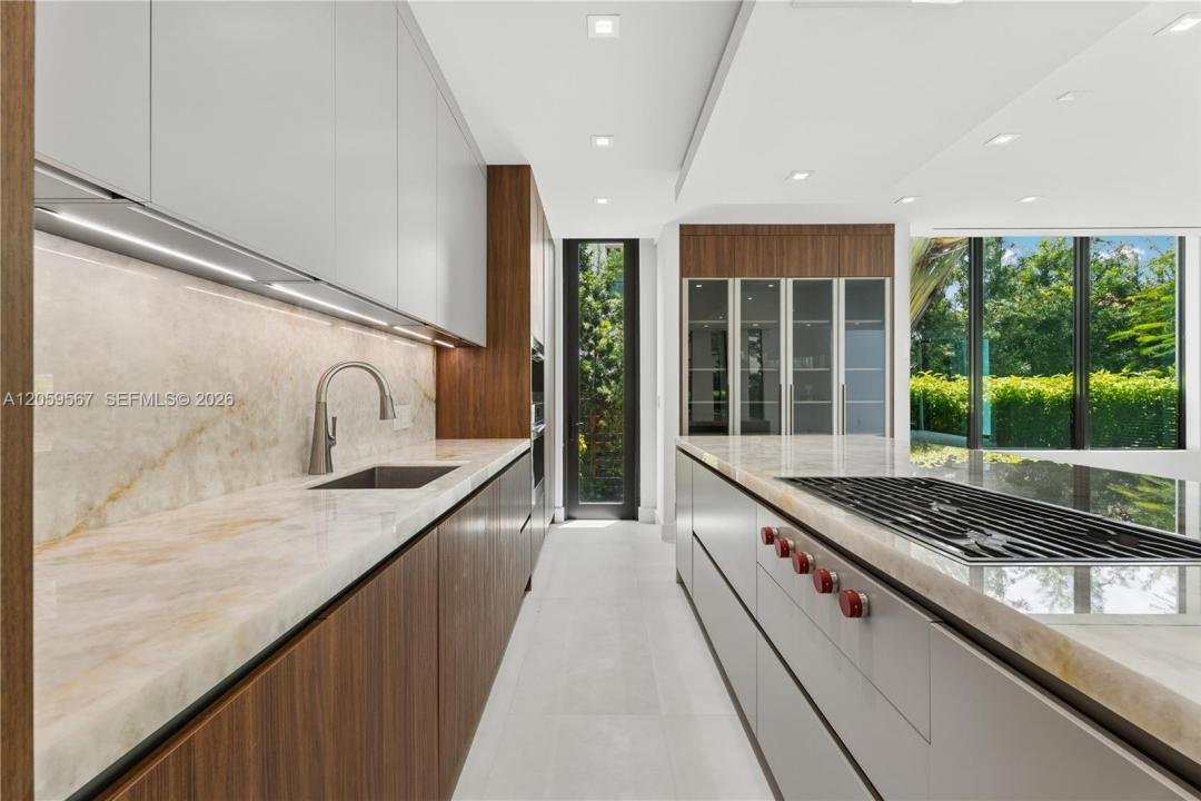 5630 Pine Tree Dr, Miami Beach, Florida 33140, Estados Unidos