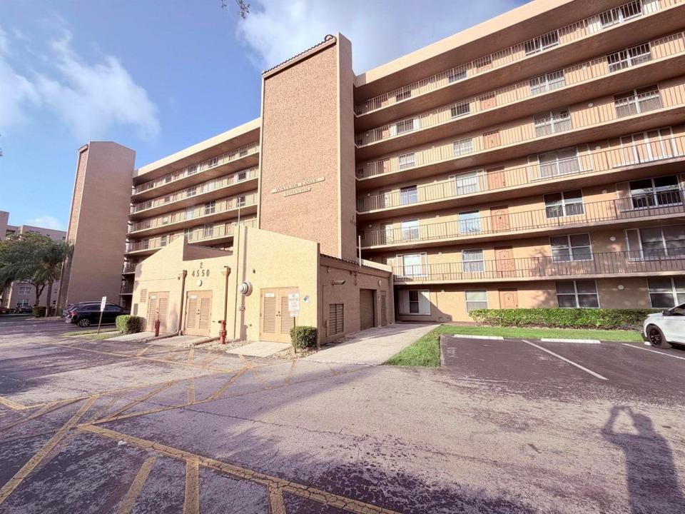 4550 NW 18th Avenue 503, Deerfield Beach, Florida 33064, Stati Uniti