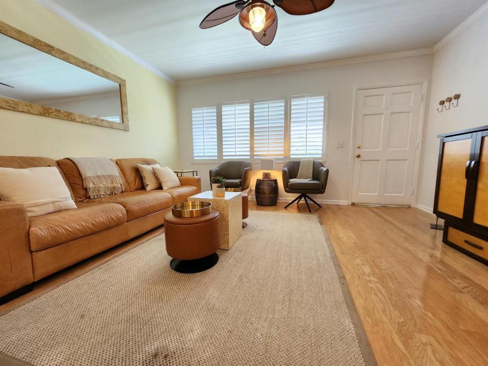 1001 NE 8th Avenue 212, Delray Beach, Florida 33483, USA