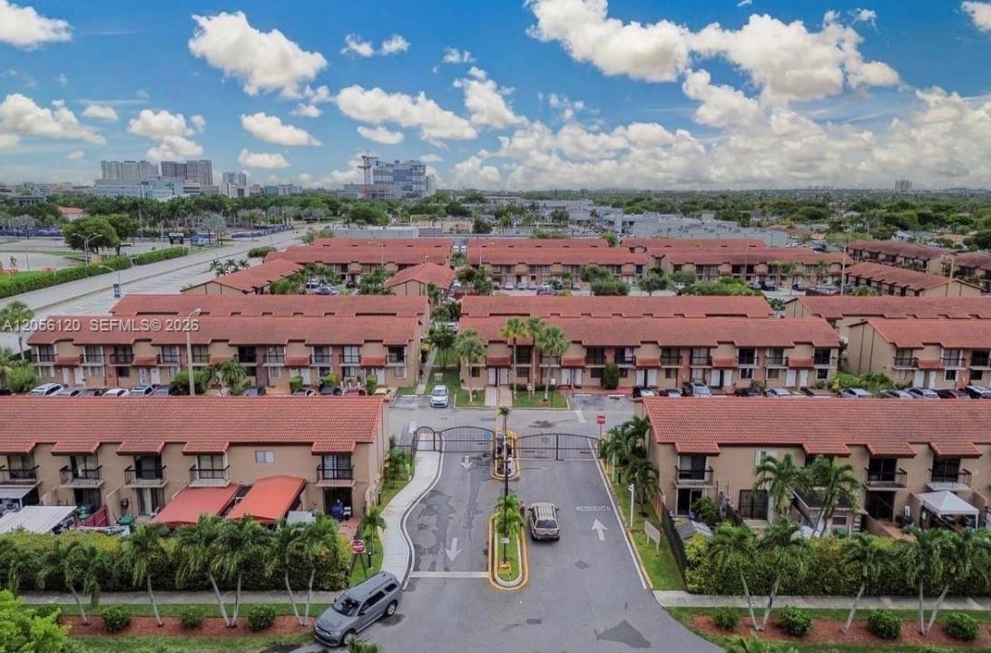 1809 SW 107th Ave 2707, Miami, Floride 33165, États-Unis