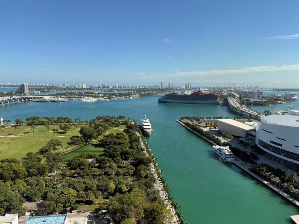 900 Biscayne Boulevard 2807, Miami, Floride 33132, États-Unis
