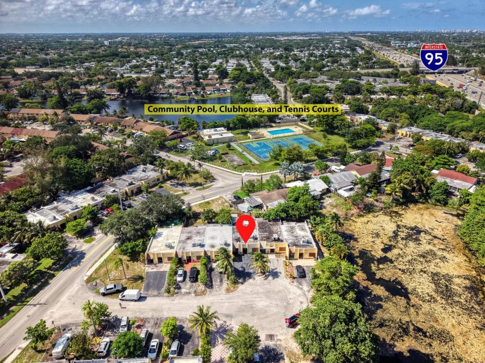 221 NW 43rd Place, Deerfield Beach, Floride 33064, États-Unis