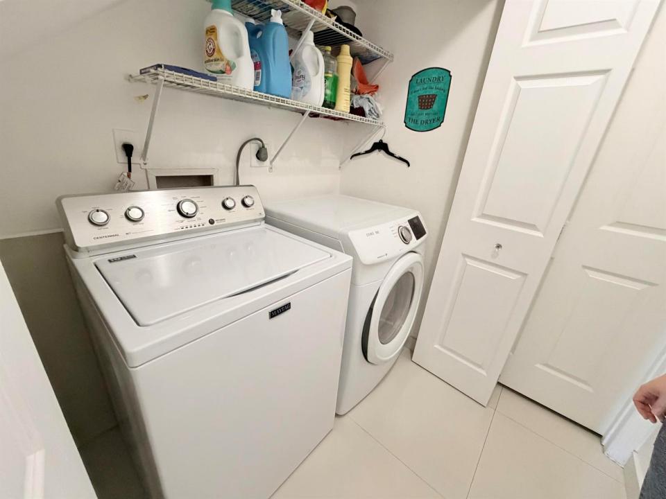 9908 HAMMOCKS Boulevard 103-42, Miami, Floride 33196, États-Unis