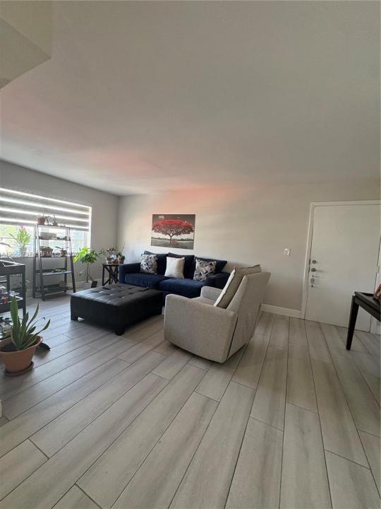 7620 Carlyle Ave 502, Miami Beach, Florida 33141, Stati Uniti