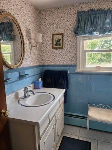 1 Brookdale Drive, Hopkinton, Rhode Island 02804, USA