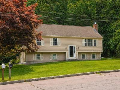140 King James Way, Wrentham, Rhode Island 02803, USA