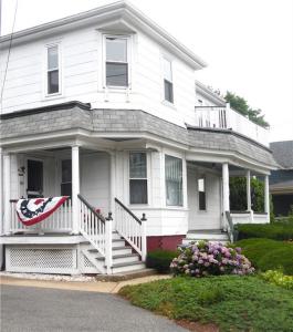 319 Main Street, Warren, Rhode Island 02885, USA