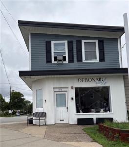 375 N Broadway, East Providence, Rhode Island 02916, USA
