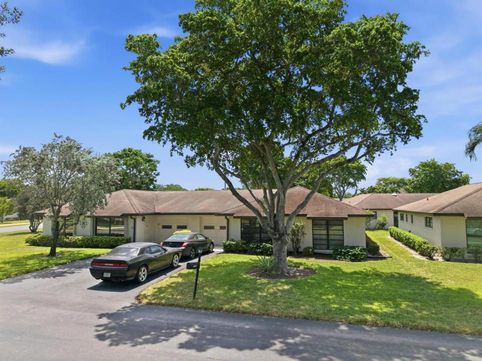 10325 Equestrian Drive B, Boynton Beach, Floryda 33436, USA