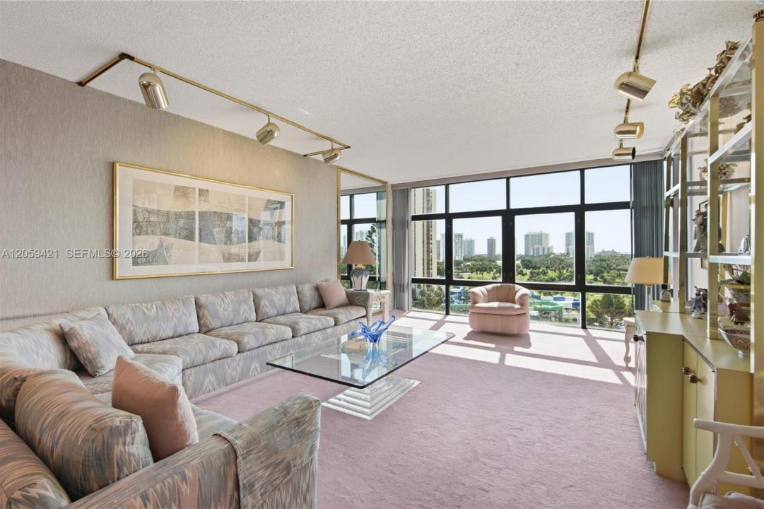 20100 W Country Club Dr 1206, Aventura, Floride 33180, États-Unis