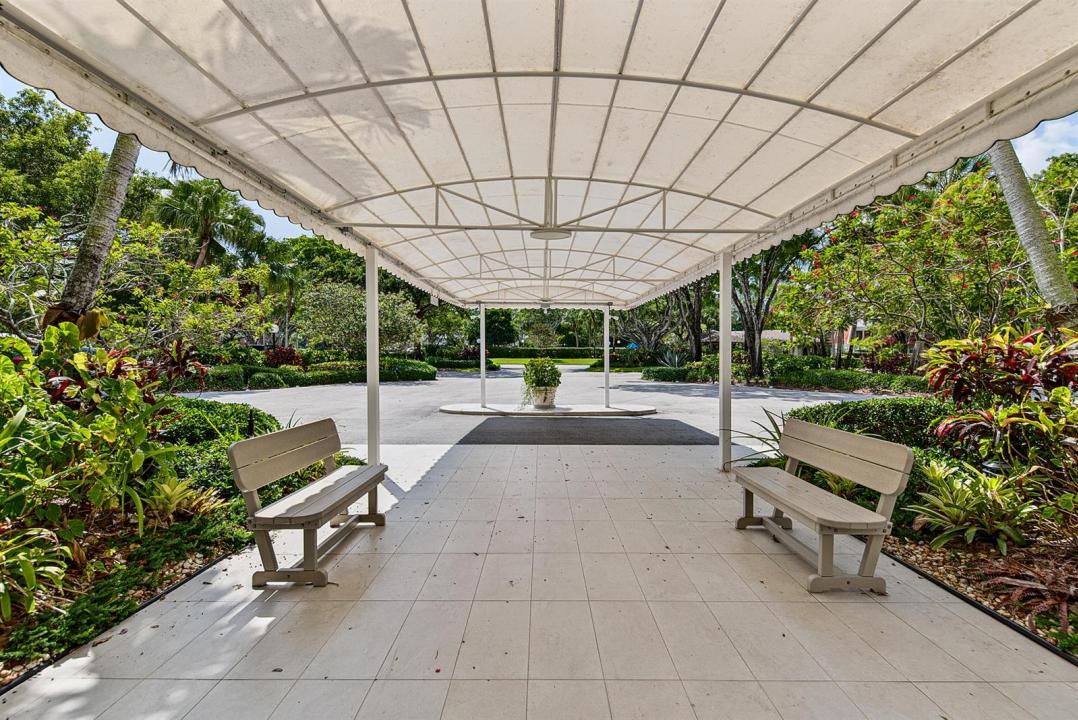 804 CYPRESS Boulevard 503, Pompano Beach, Florida 33069, USA