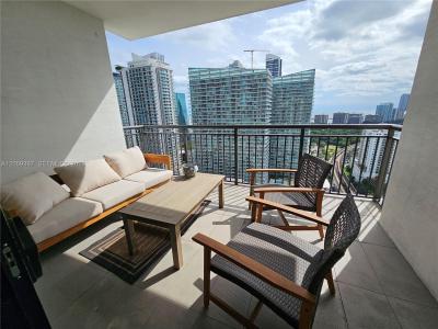 999 SW 1st Ave 3004, Miami, Florida 33130, USA