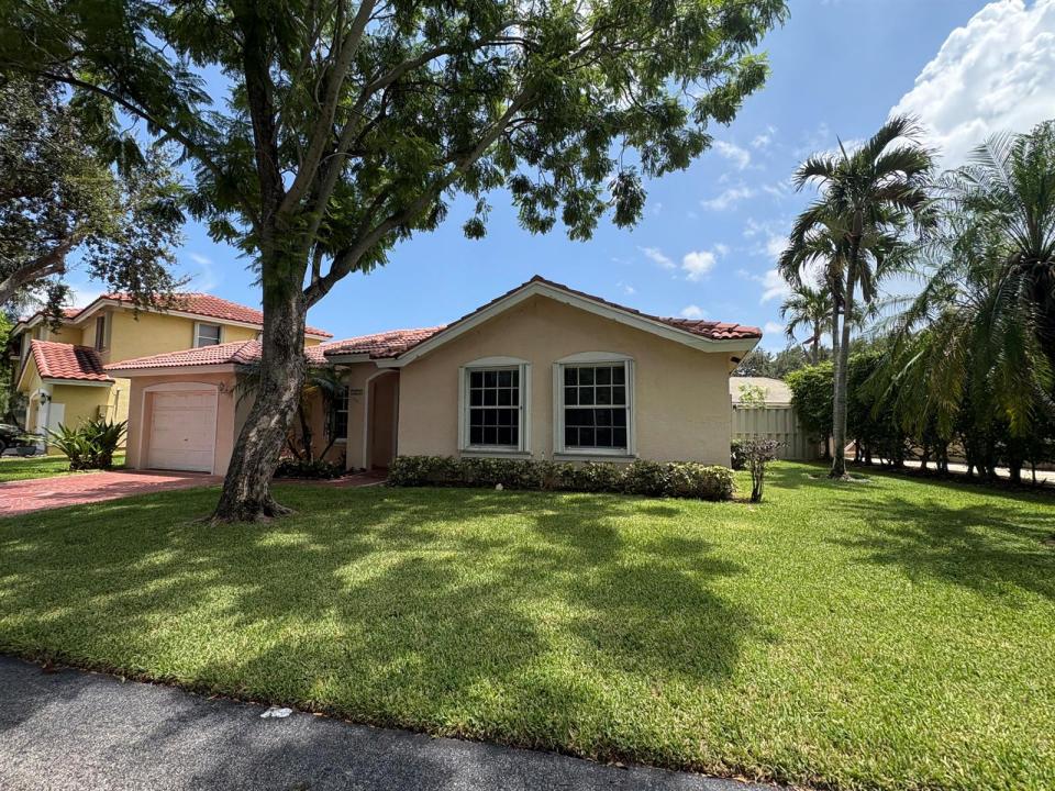 3572 Sahara Springs Boulevard, Pompano Beach, Florida 33069, USA