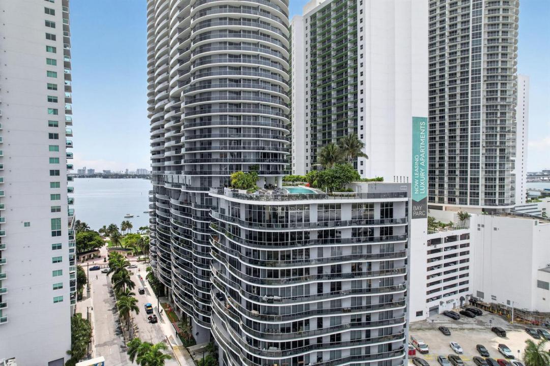 488 NE 18th Street 1515, Miami, Florida 33132, Stati Uniti