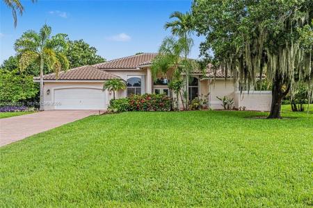 9825 Hindel CT, Boynton Beach, Florida 33472, USA