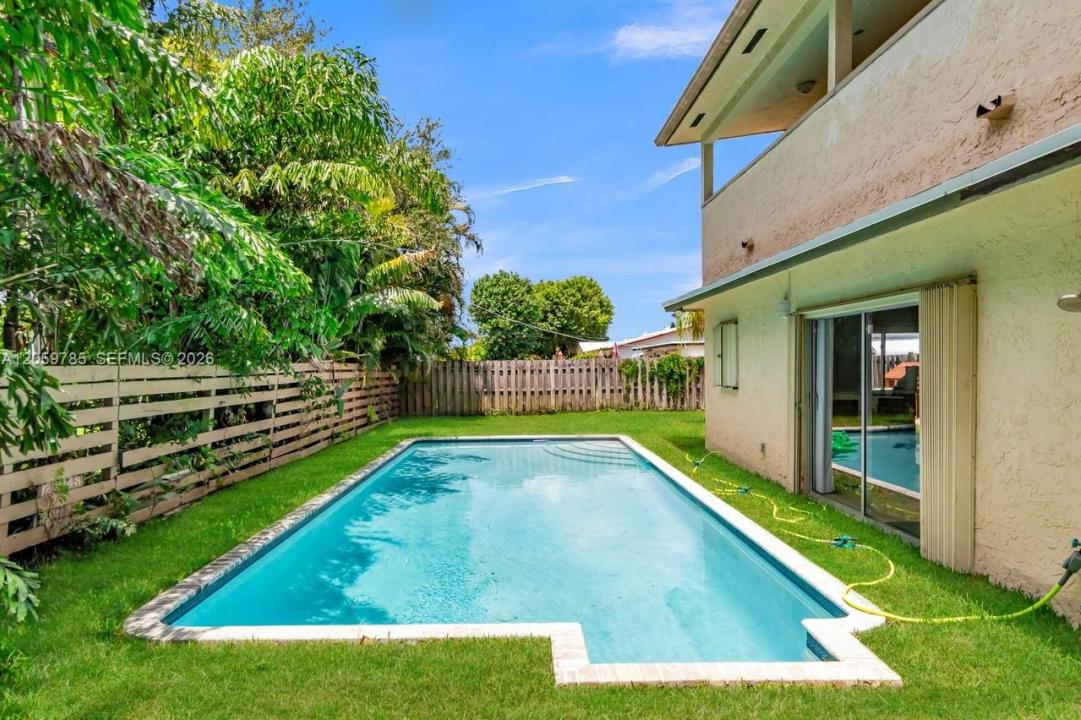 200 SW 16 Street, Pompano Beach, Florida 33060, Stati Uniti