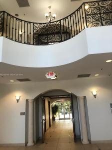 2893 Executive Park Dr 302, Weston, Floride 33331, États-Unis